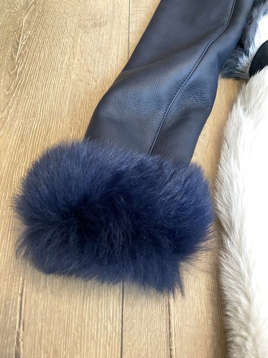 Vând haina de blana cu piele marimea Xs -S