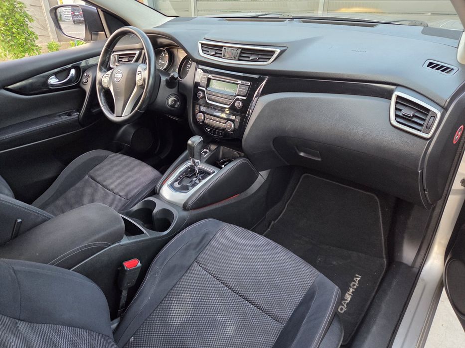 Nissan Qashqai 1.6dci 130cp automat