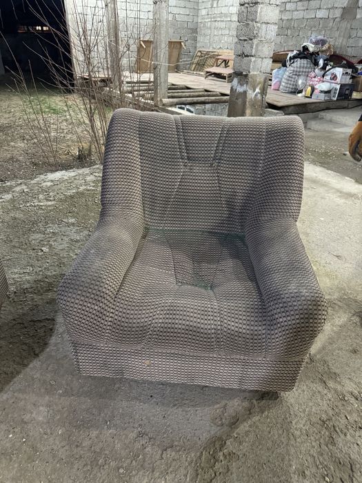 Диван в хорошем состояни