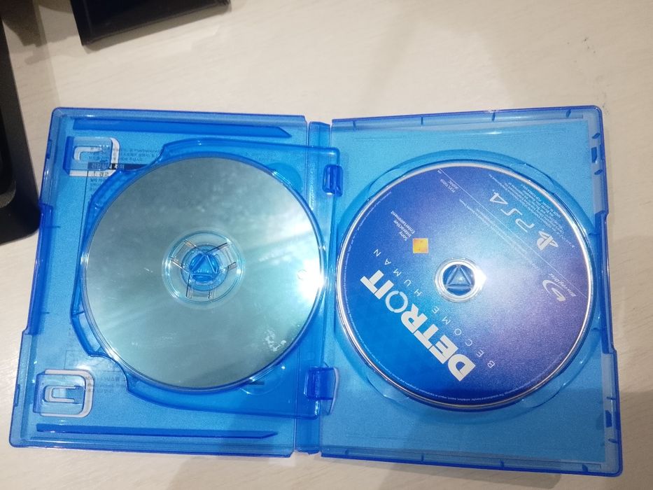 Пс4 с играми в хорошем состояние