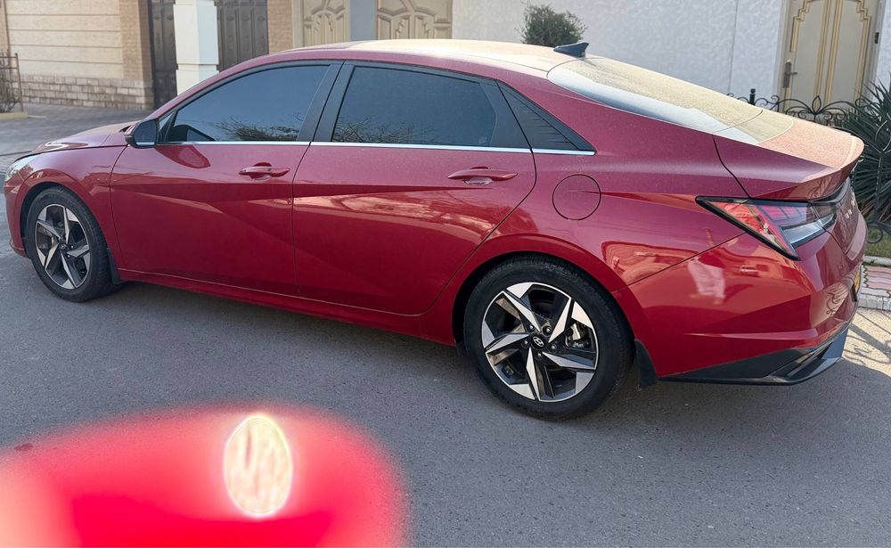 Hyundai Elantra 2021 — 3