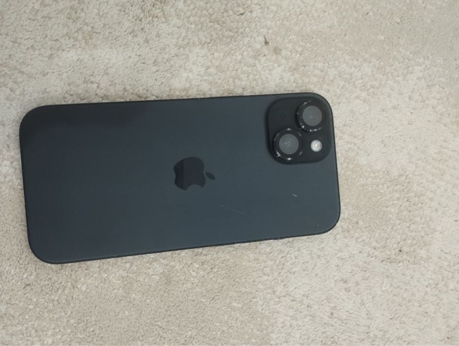 Продам IPhone 15