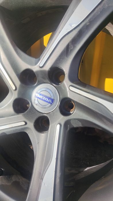 Джанти за волво оригинални 18 5x108 8j18 et 55