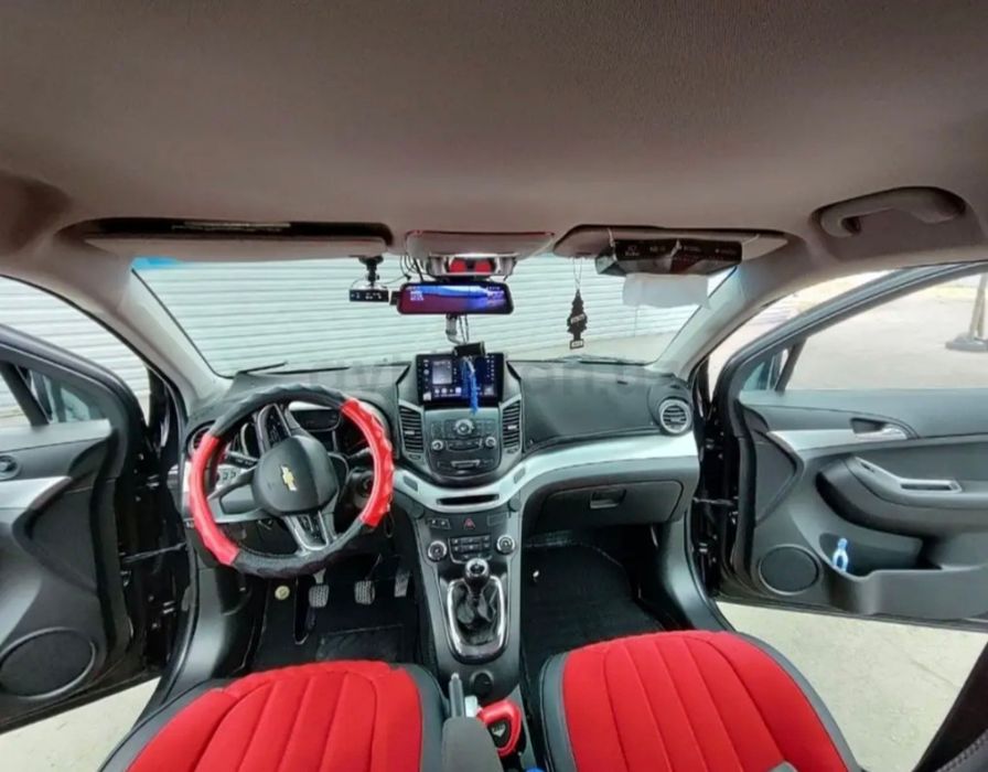 Шевроле Орландо 2015 года Первая позиция