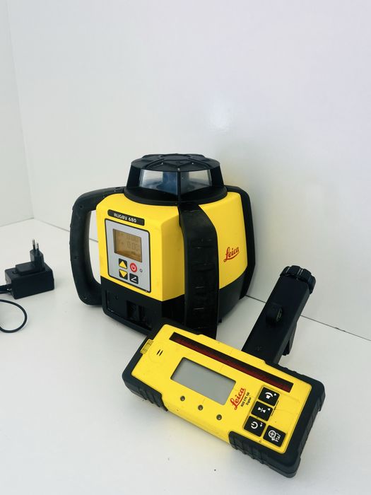 Leica Rugby 680 nivela laser panta canalizare