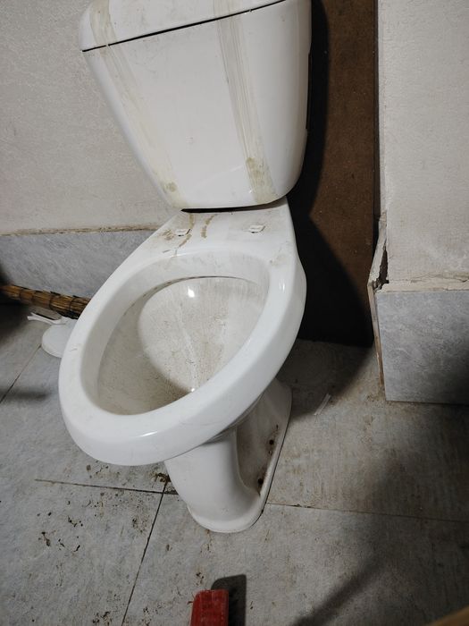 Продан комплект унитаз