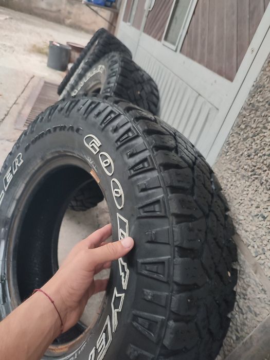 Гуми за джип Goodyear Wrangler