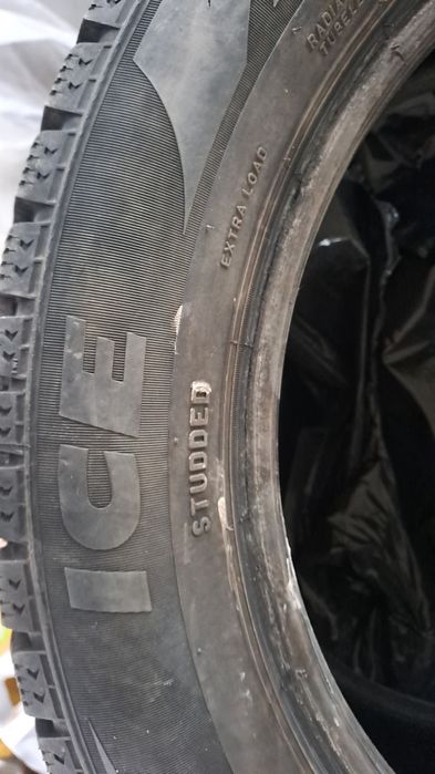 Продам зимнюю резину  18