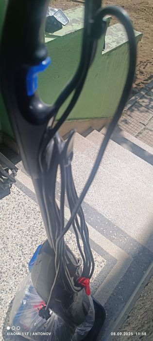 Миеща прахосмукачка