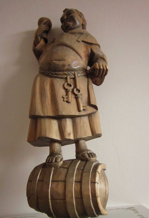 cadou rar Monk Black Forest Calugar cu Vin lemn Germany 1950