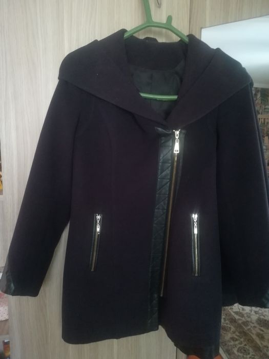 Демисезонное  пальто