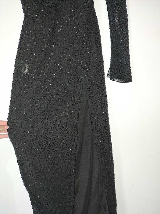 Rochie neagra pentru evenimente