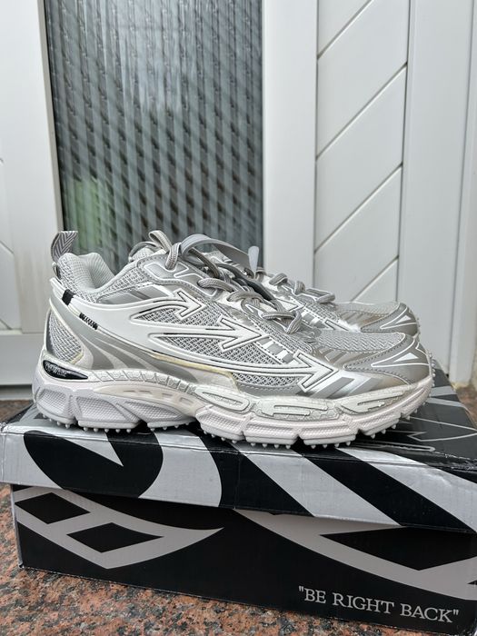 Vand Off-White BRB