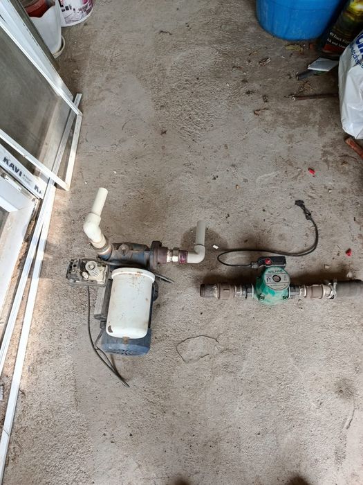 Продается  Вакуумный насос