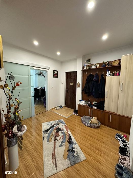 Apartament 3 camere, mobilat si utilat complet – 64 mp + balcon inch