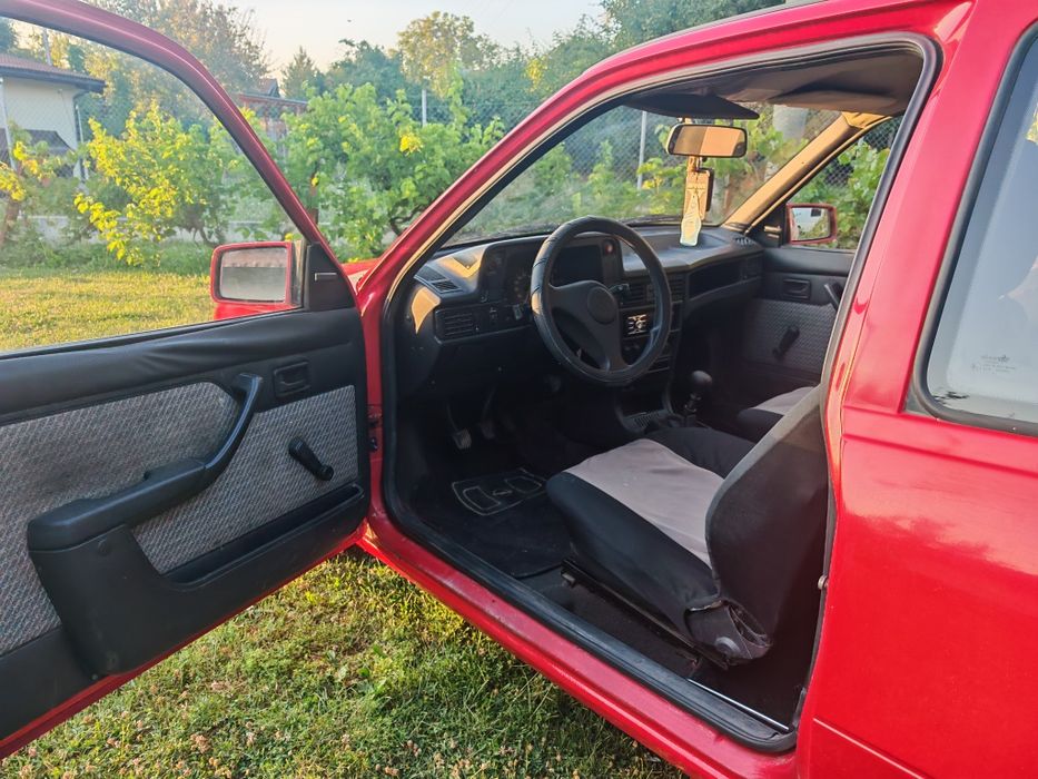 Opel Kadett E 1.4 моно