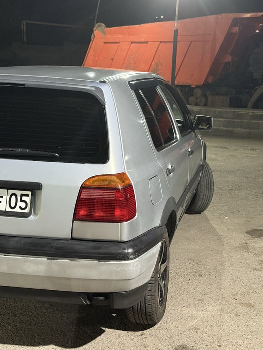 Продам гольф     3