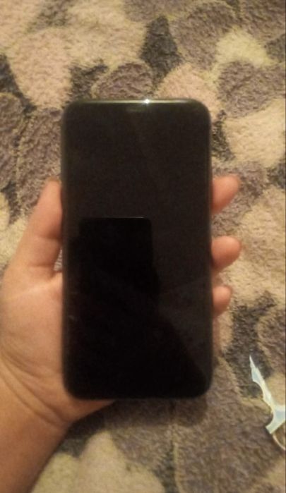 Iphone 11, цена 50000