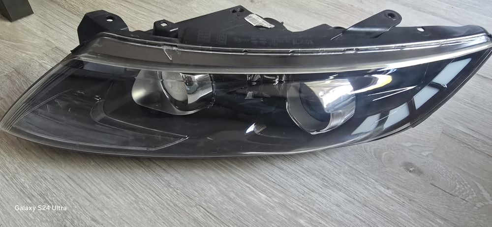 Far Stânga Xenon LED Kia Optima TF (2010-2014) Original Mobis 92101-2T421 Europa