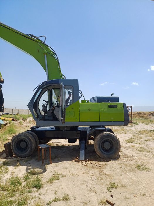 Продаётся экскаватор Самсунг 202