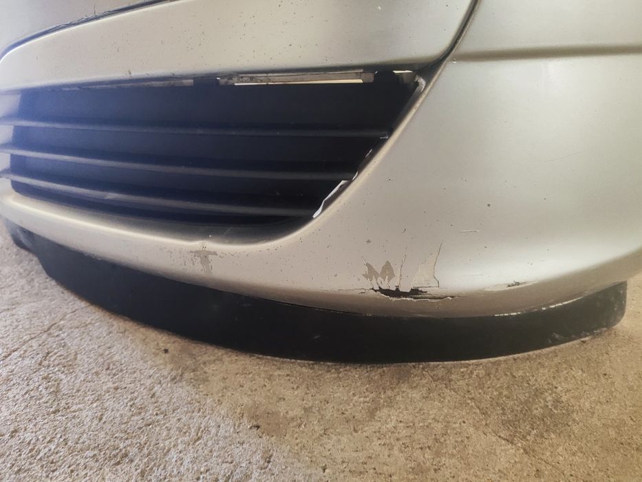 Предна броня за Opel Astra H