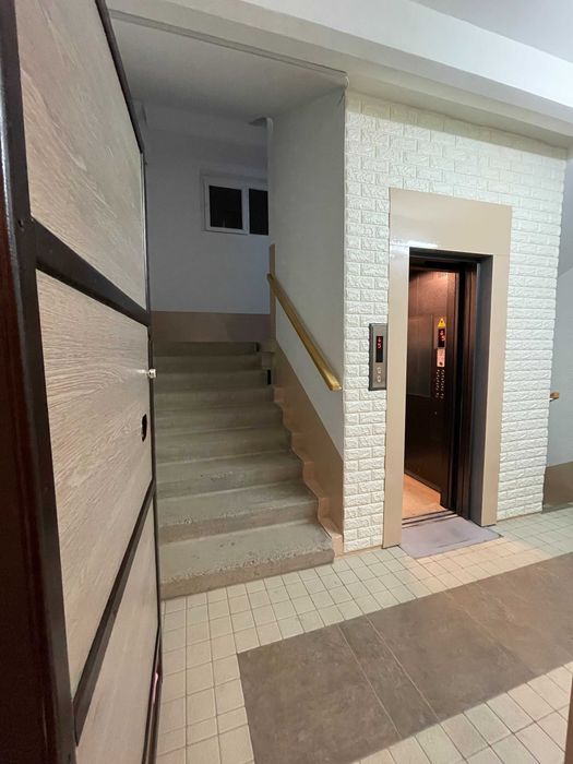 3-х комнатная Юнусабад-2(переделанная из 2-х комнатной)!