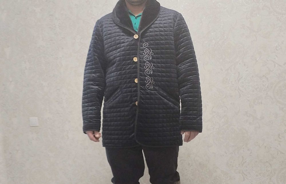 Срочно продается мужской шапан