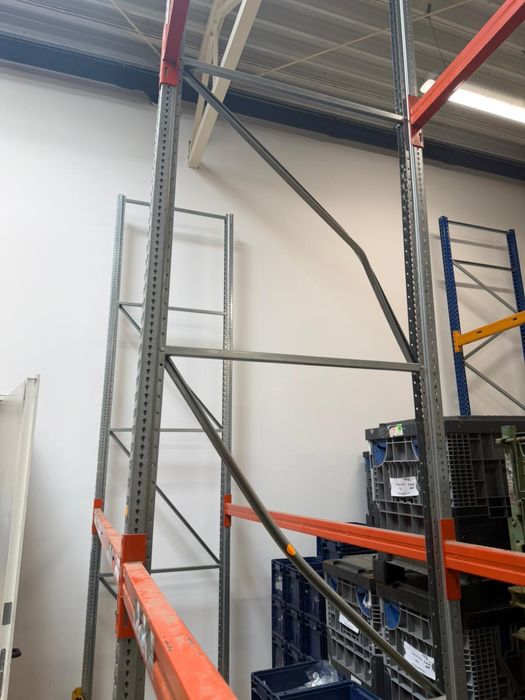 Rafturi metalice montaje si reparatii