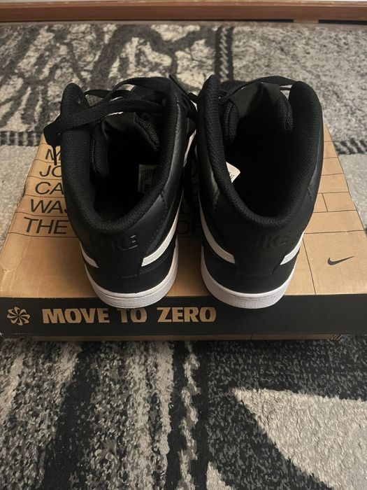 Nike кроссовки оригинал 43 р
