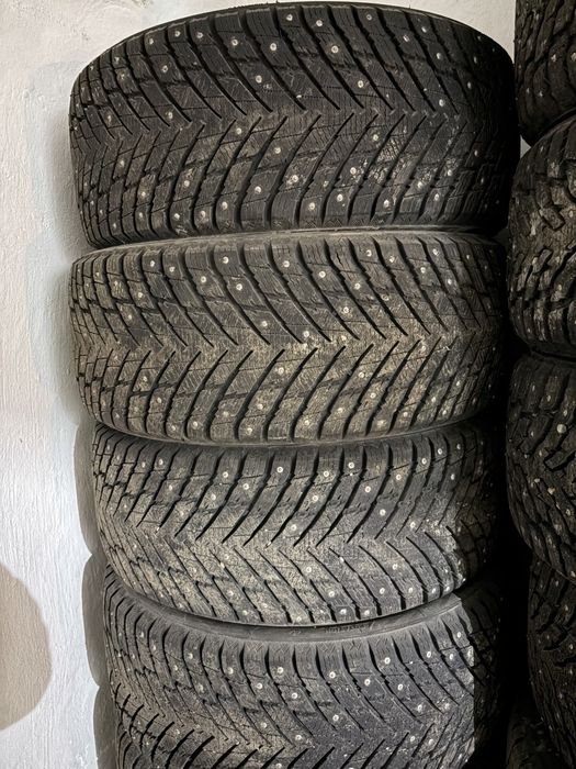 Продам шины зимние Nankang 235/45/r18