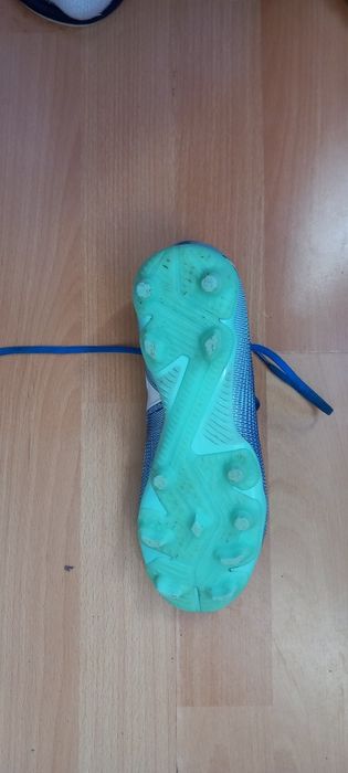Ghete de fotbal Puma