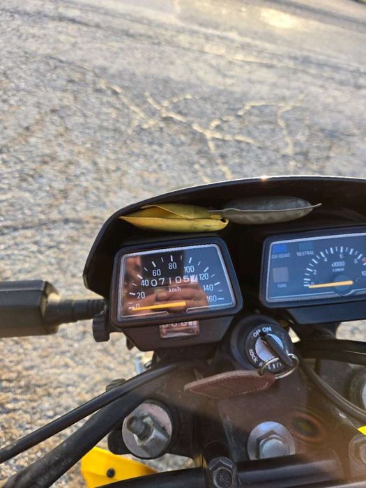 Motocicletă Yamaha XT 350 cu doar 7.000km , Adus Recent din Austria