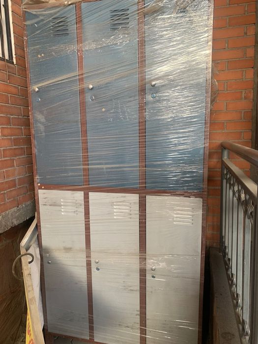 Шкафы для раздевалки