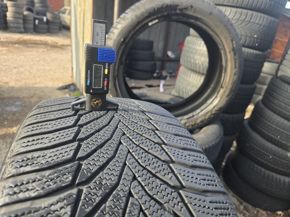 4бр. 235 45 19 Nexen зимни.