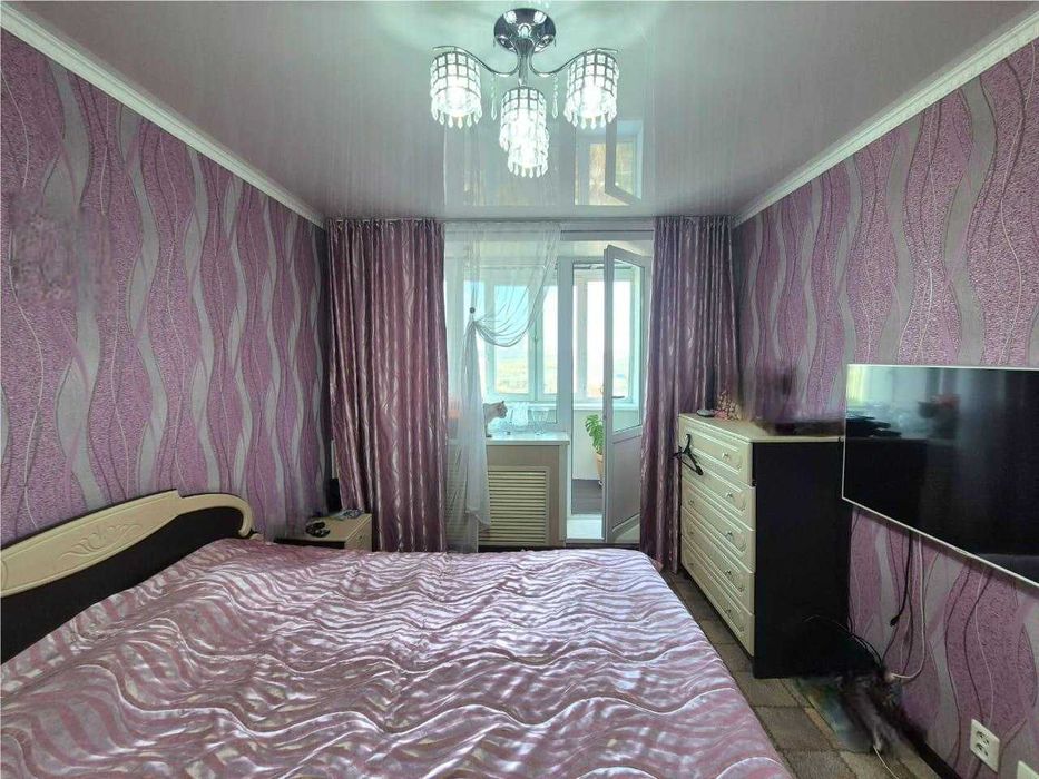 Продам 4 комн квартиру у/ планировки