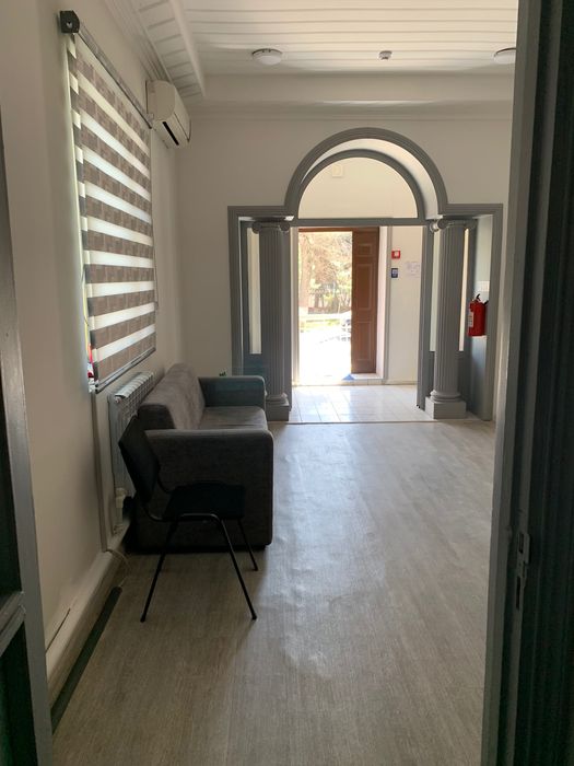 АРЕНДА! 5/1/2- центр, нежилое помещение, 135 кв, евроремонт 1500$