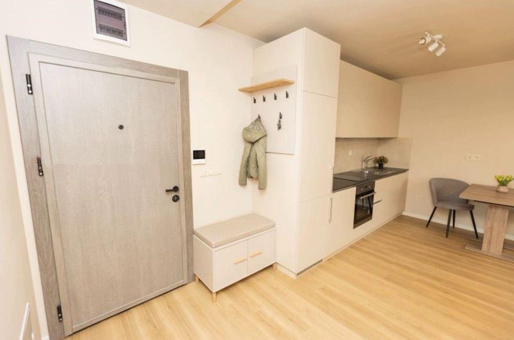 Дава се под наем Двустаен апартамент в София, Малинова долина - 60 кв.м за 647.19 € - Снимка #2