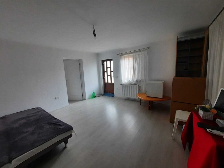 Vand/schimb casa in Arad