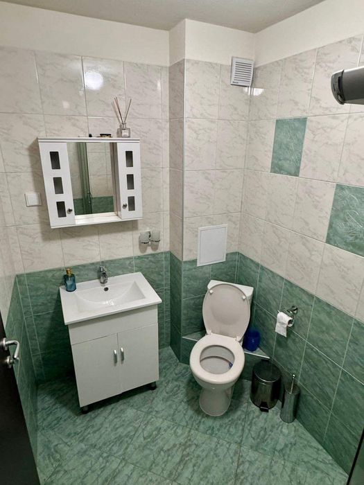 Дава се под наем Тристаен апартамент в Пловдив, Гагарин - 97 кв.м за 663 € - Снимка #7