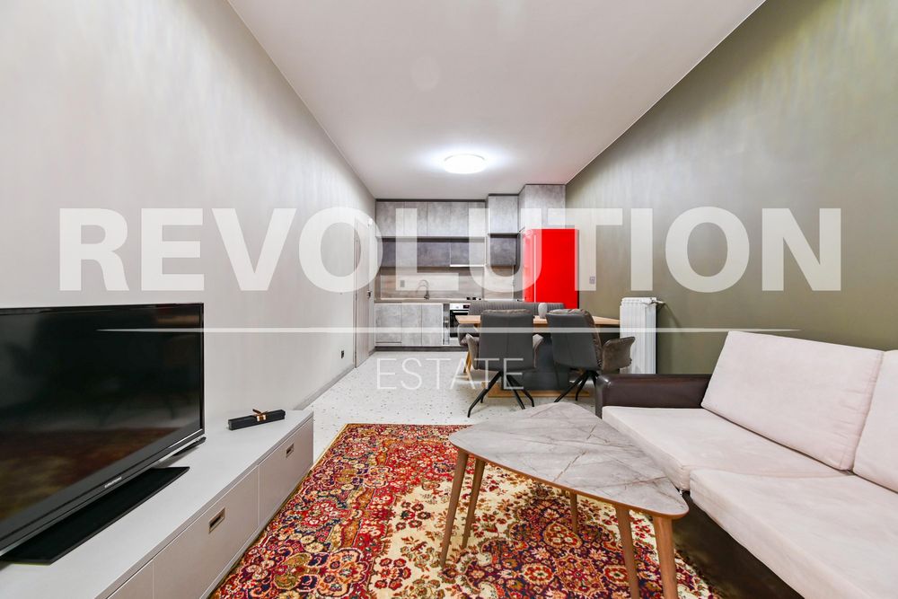 Дава се под наем Тристаен апартамент в София, Кръстова вада - 110 кв.м за 1196.97 € - Снимка #1