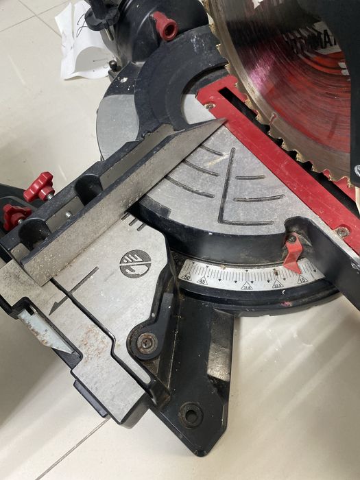 Деревообрабатывающий станок