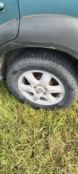 Hyundai Tucson 16 джанти със гуми Petlas Всесезонни 235/60/16