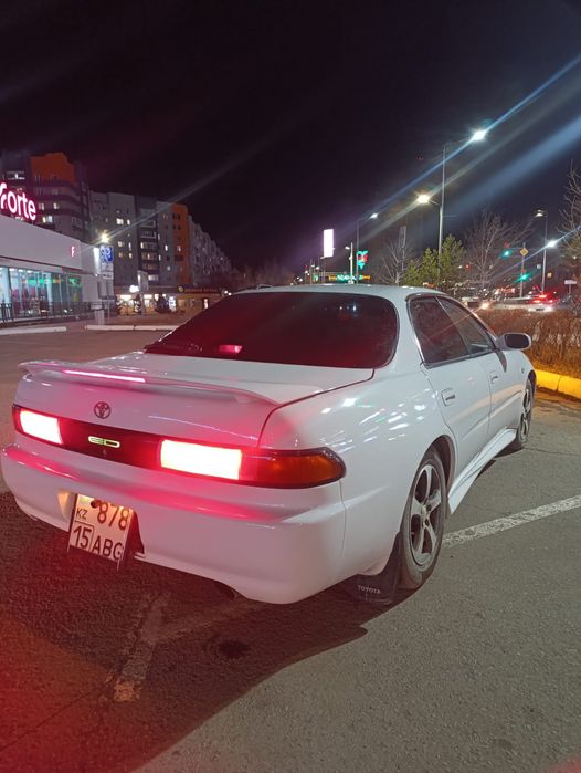 Продам Тойота Карина ед