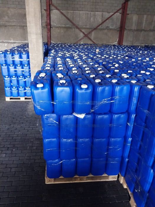 Канистри пластиковые.