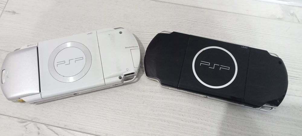 Продаю PSP1000 и 3000
