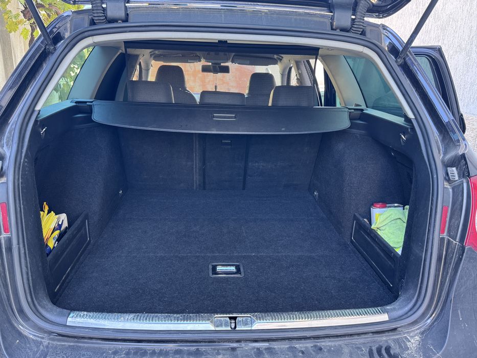 Оригинална преграда за кучета Volkswagen Passat b6