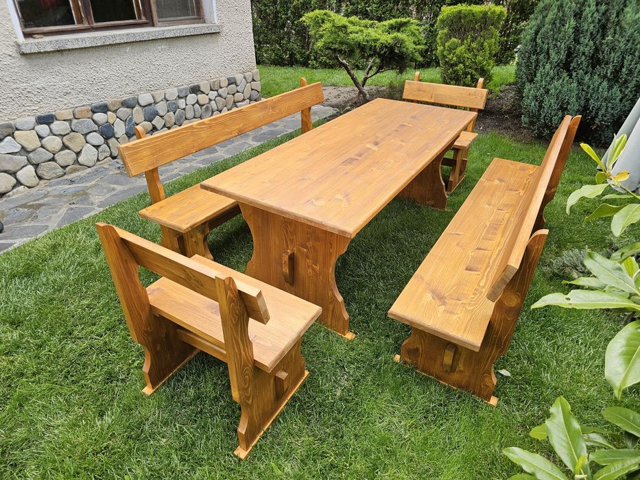 Баварски маси с пейки