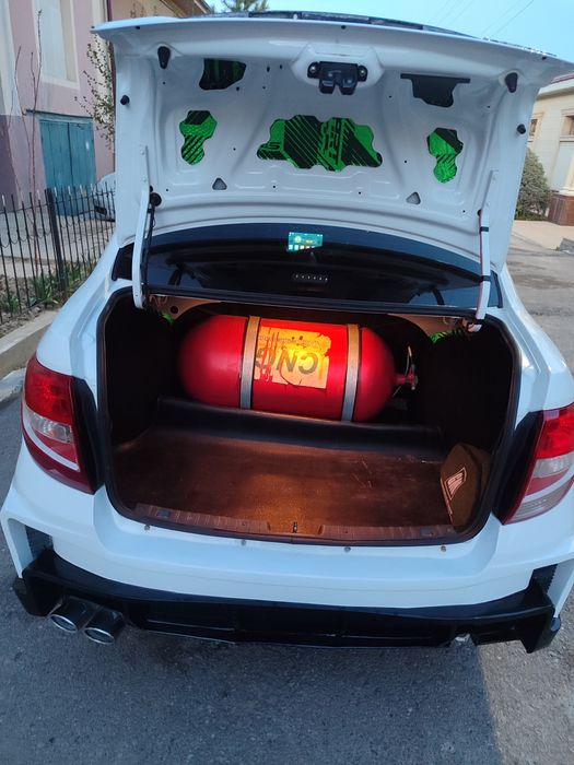 LADA GRANTA sotiladi