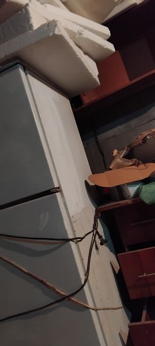 Продам холодильник  10.000