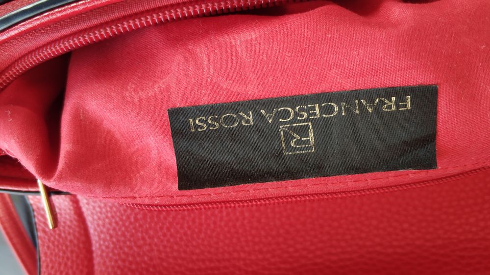 Дамска чанта червена